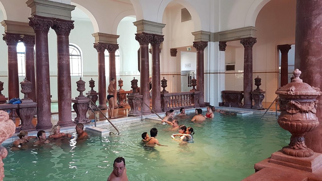 Széchenyi Thermal Bath inside